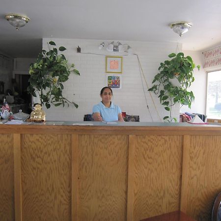 Budget Inn 페어포트 외부 사진